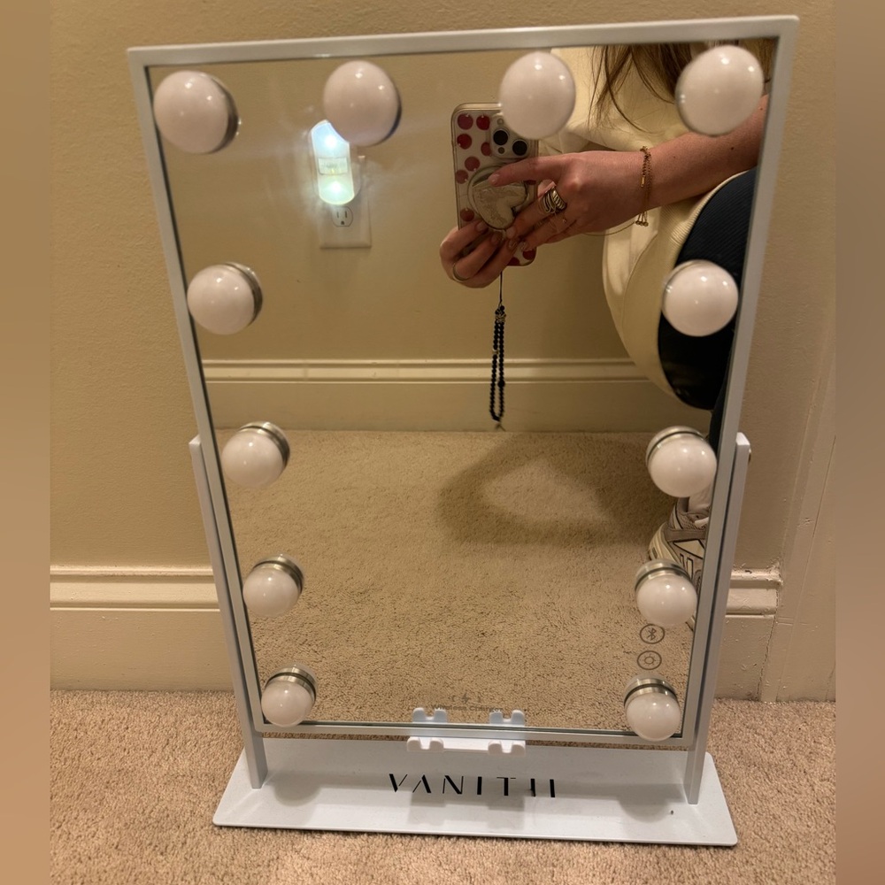 Vanity Mirror